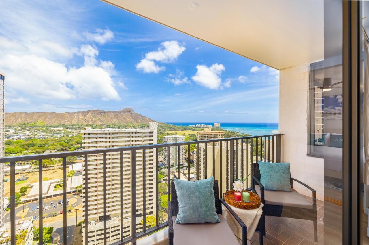 Apartment Fabulous Ocean & Diamond Head View With Free Parking! *