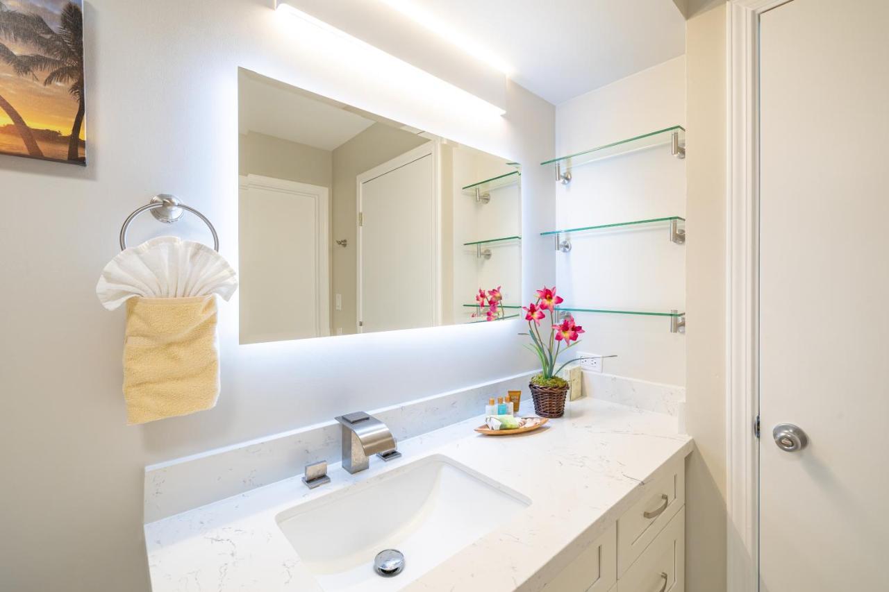 Fabulous Ocean & Diamond Head View With Free Parking! Apartment Honolulu