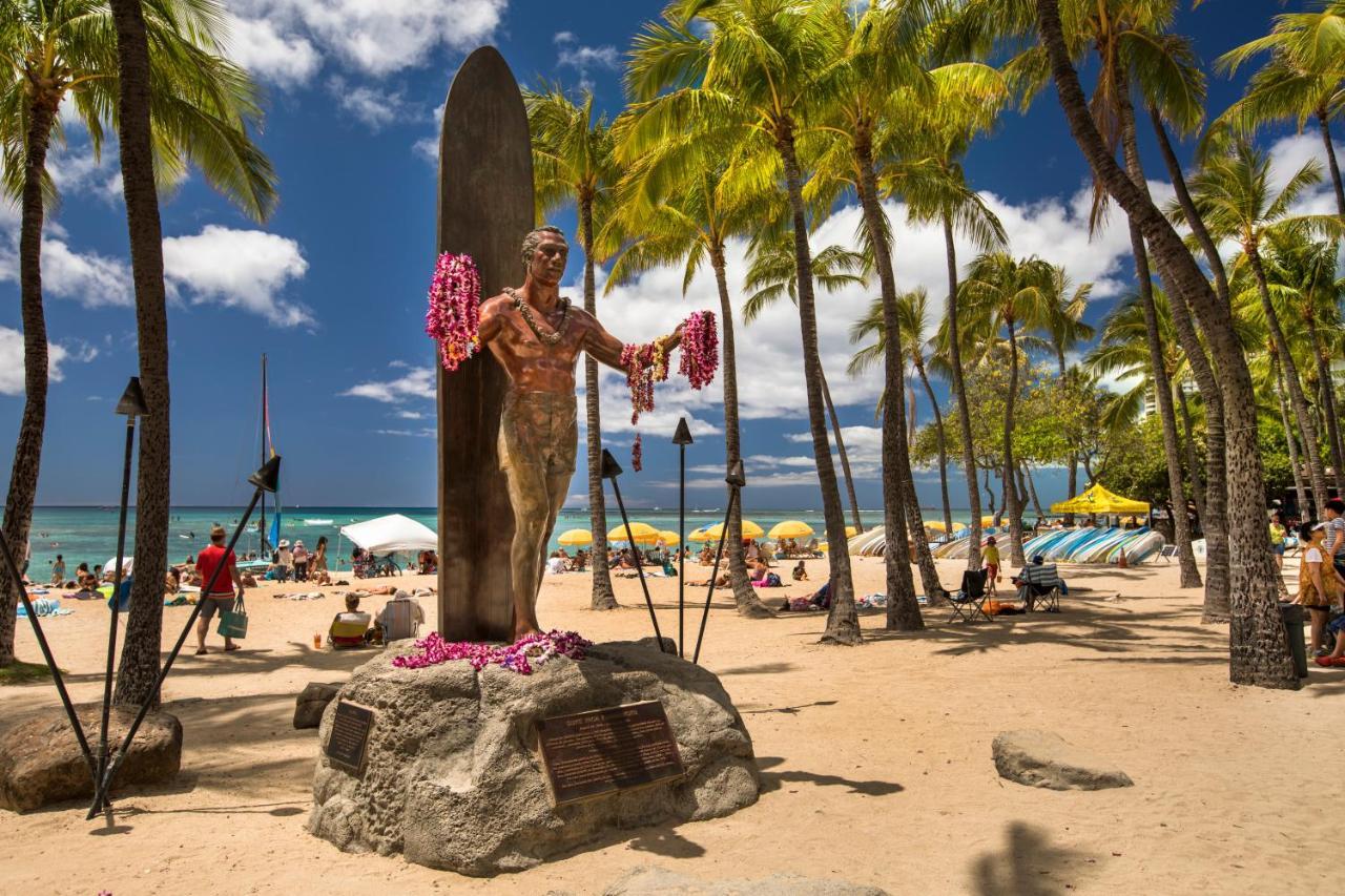 Fabulous Ocean & Diamond Head View With Free Parking! Apartment