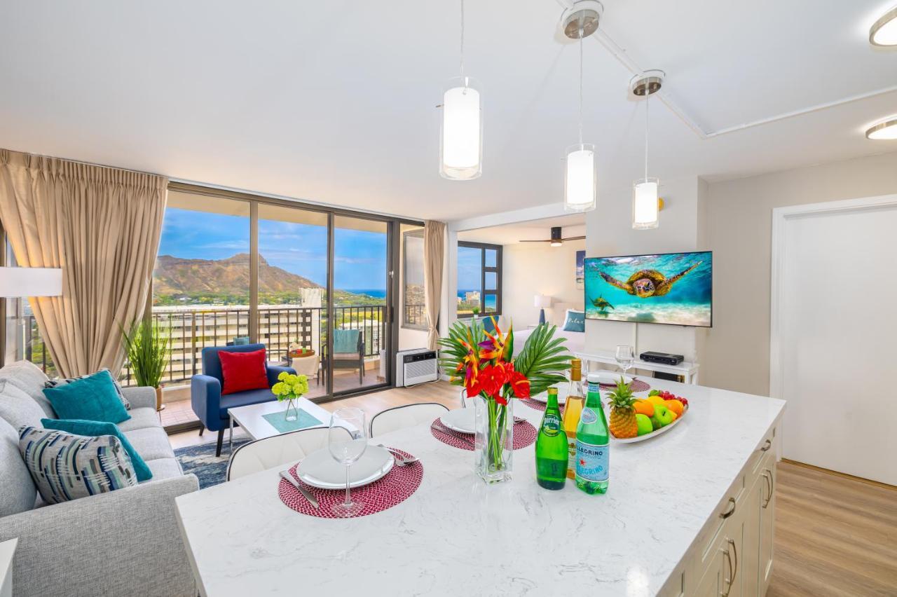 Fabulous Ocean & Diamond Head View With Free Parking! *